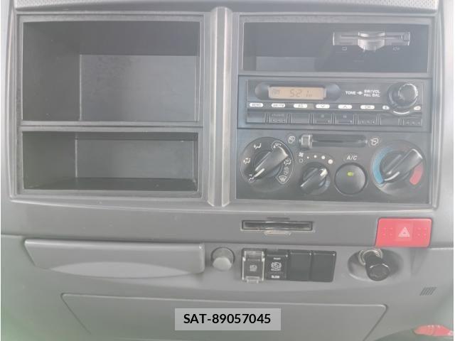 Isuzu ELF TRUCK 2014-12 8354385-23