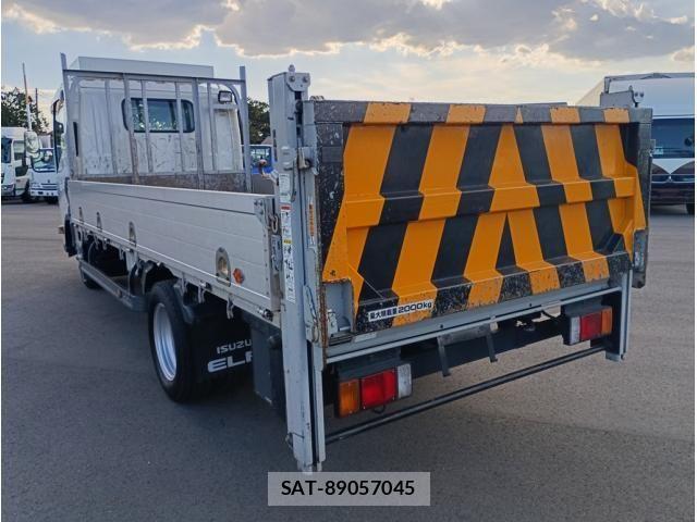 Isuzu ELF TRUCK 2014-12 8354385-3
