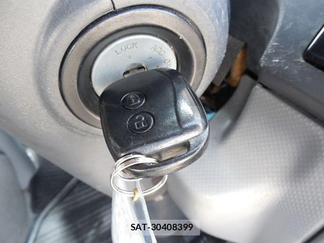 Isuzu ELF TRUCK 2017-11 8354389-25