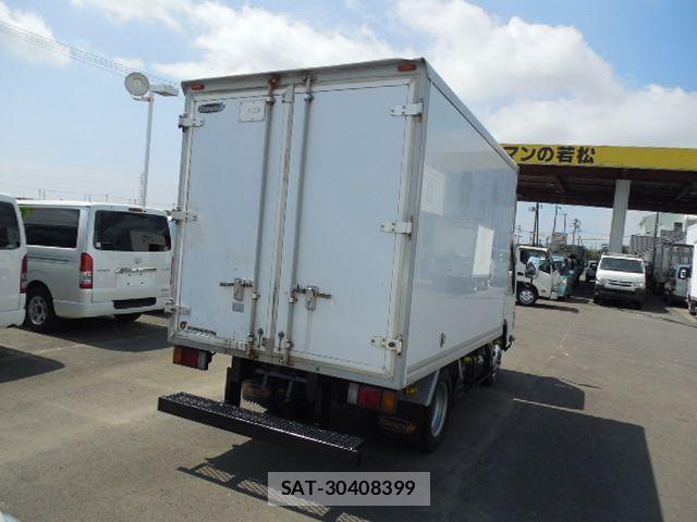 Isuzu ELF TRUCK 2017-11 8354389-4