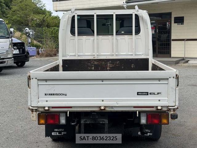 Isuzu ELF TRUCK 2015-01 8354390-8