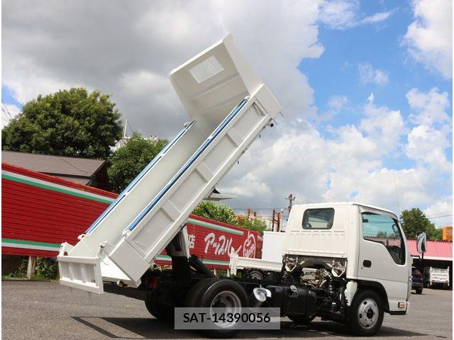 Isuzu ELF TRUCK 2012-05 8354386-15