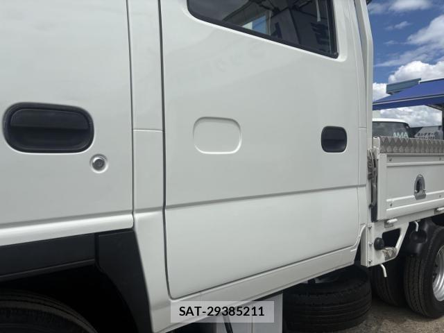 Isuzu ELF TRUCK 2012-03 8354387-18
