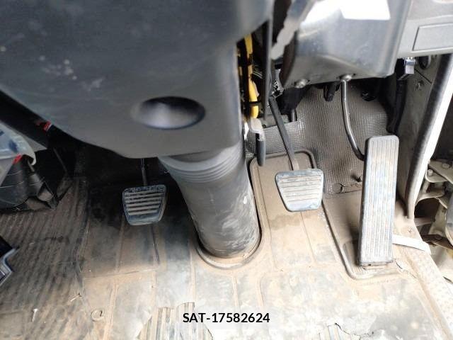Isuzu ELF TRUCK 2004-03 8354391-7
