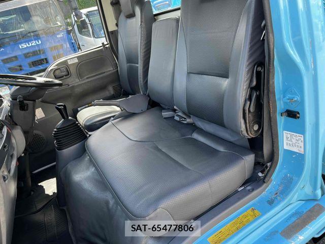Isuzu ELF TRUCK 2015-07 8354378-24