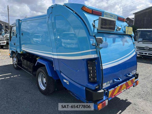 Isuzu ELF TRUCK 2015-07 8354378-3