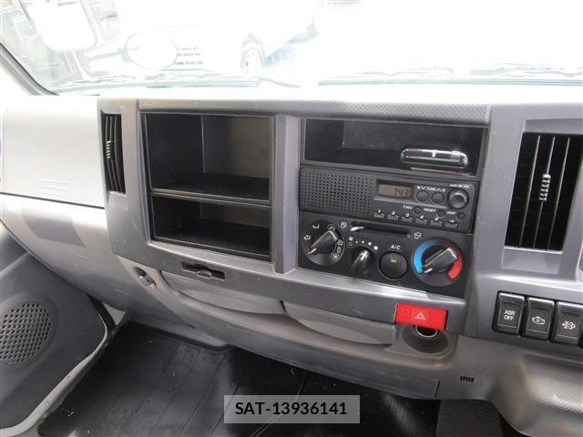 Isuzu ELF TRUCK 2013-12 8365742-10