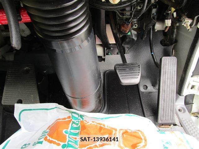 Isuzu ELF TRUCK 2013-12 8365742-12