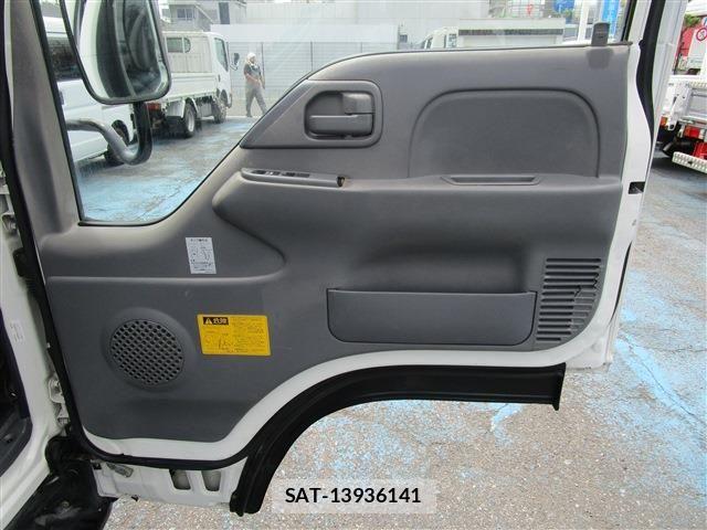 Isuzu ELF TRUCK 2013-12 8365742-20
