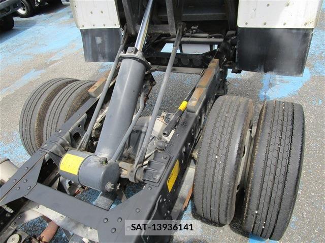 Isuzu ELF TRUCK 2013-12 8365742-28