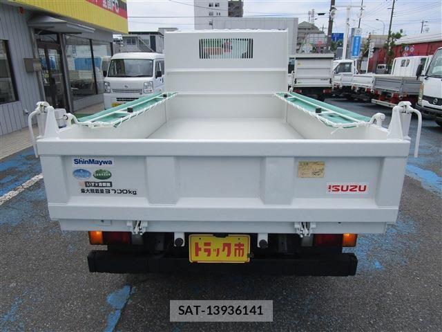 Isuzu ELF TRUCK 2013-12 8365742-4