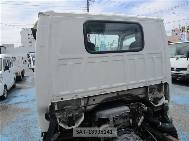 Isuzu ELF TRUCK 2013-12 8365742-7