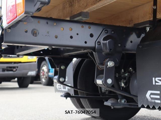 Isuzu ELF TRUCK 2025-07 8365737-15