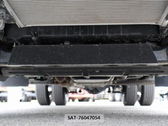Isuzu ELF TRUCK 2025-07 8365737-18