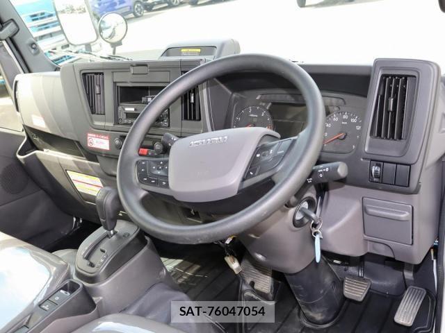 Isuzu ELF TRUCK 2025-07 8365737-25