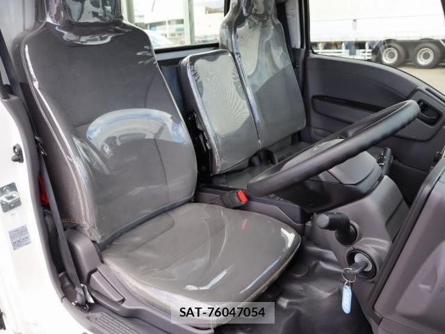 Isuzu ELF TRUCK 2025-07 8365737-26