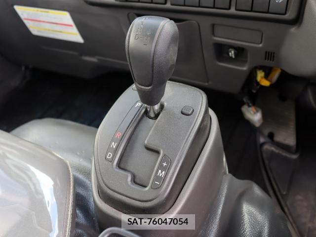 Isuzu ELF TRUCK 2025-07 8365737-28