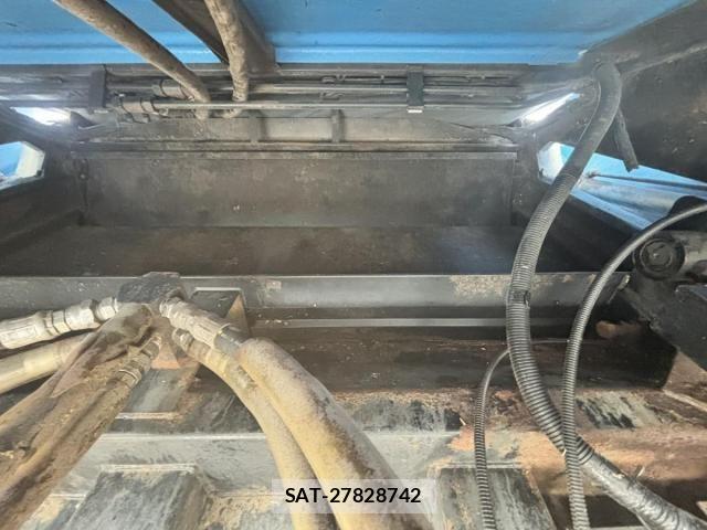 Isuzu ELF TRUCK 2012-07 8365741-18