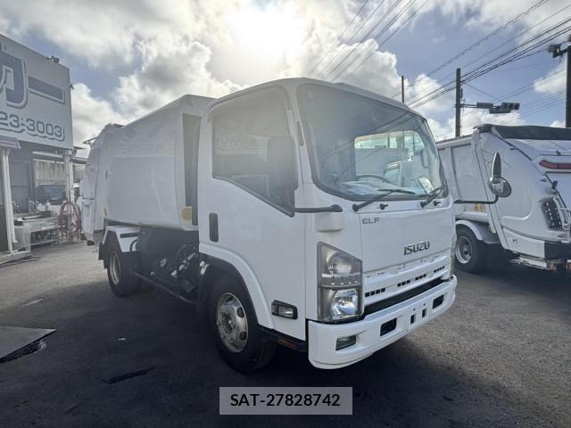 Isuzu ELF TRUCK 2012-07 8365741-1