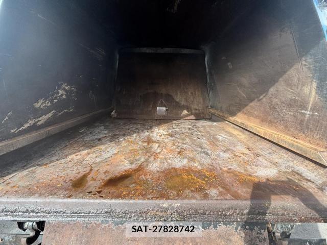 Isuzu ELF TRUCK 2012-07 8365741-26
