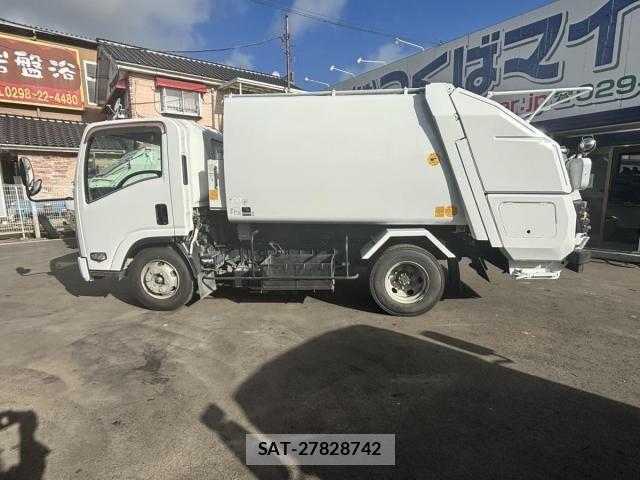 Isuzu ELF TRUCK 2012-07 8365741-7