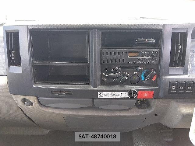 Isuzu ELF TRUCK 2011-12 8365743-11