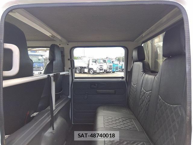 Isuzu ELF TRUCK 2011-12 8365743-14