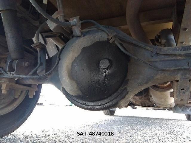 Isuzu ELF TRUCK 2011-12 8365743-18