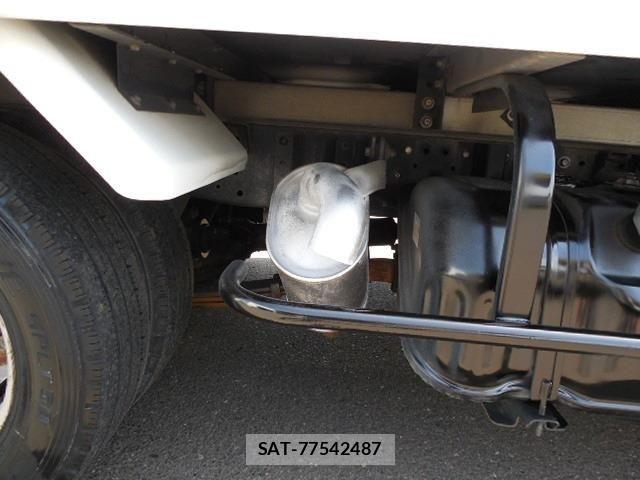 Isuzu ELF TRUCK 2014-03 8365744-12