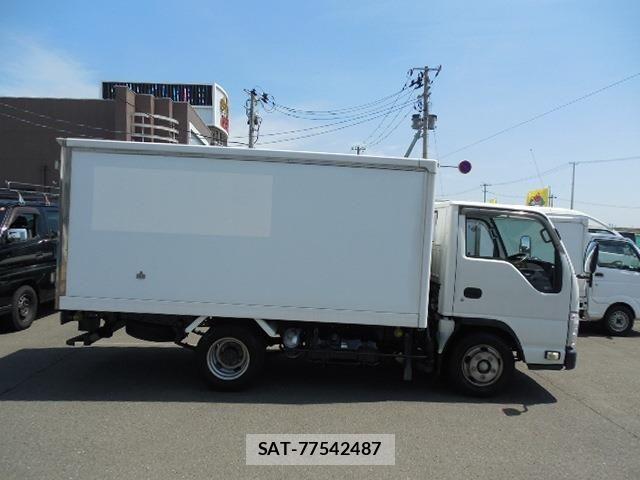 Isuzu ELF TRUCK 2014-03 8365744-2