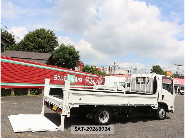 Isuzu ELF TRUCK 2019-03 8365738-13