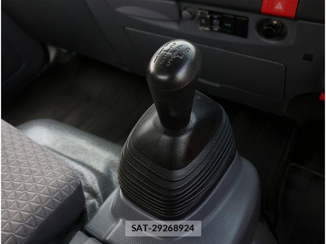 Isuzu ELF TRUCK 2019-03 8365738-25