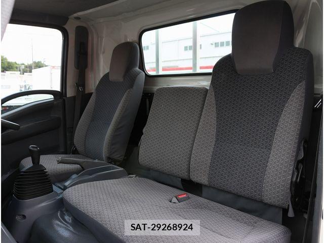 Isuzu ELF TRUCK 2019-03 8365738-29