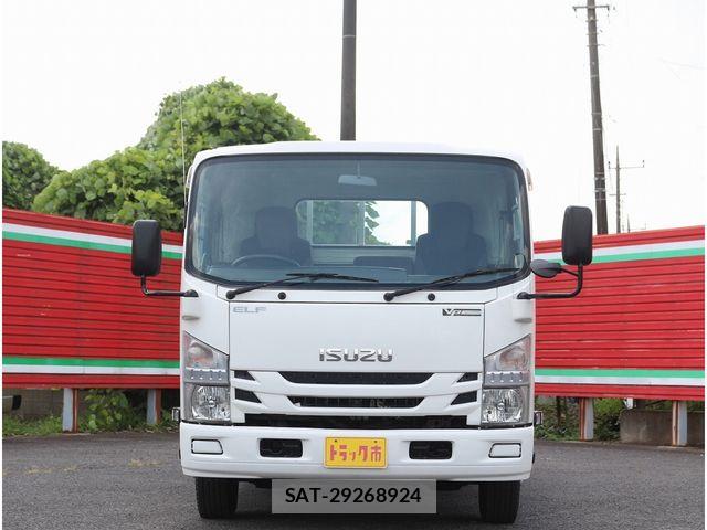 Isuzu ELF TRUCK 2019-03 8365738-3