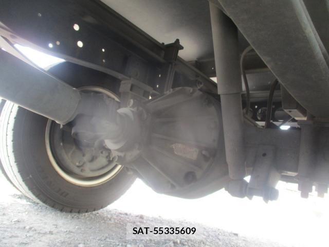 Isuzu ELF TRUCK 2017-09 8365746-9