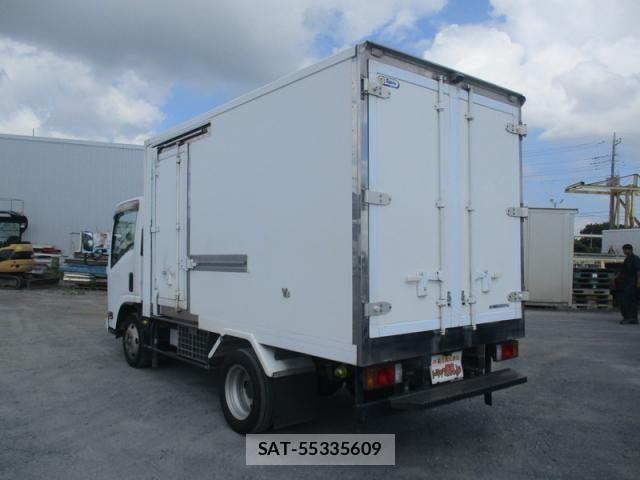 Isuzu ELF TRUCK 2017-09 8365746-18