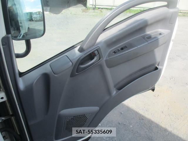 Isuzu ELF TRUCK 2017-09 8365746-25