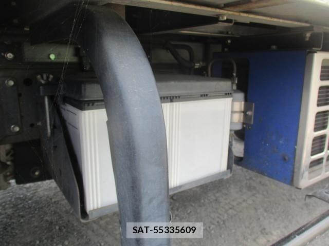 Isuzu ELF TRUCK 2017-09 8365746-7