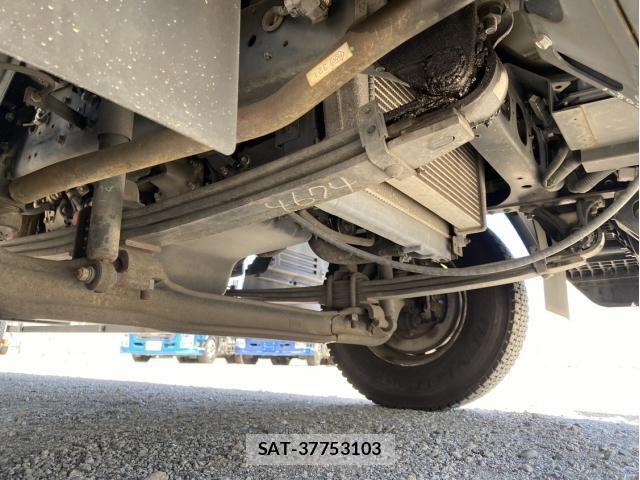 Isuzu ELF TRUCK 2017-02 8365740-19