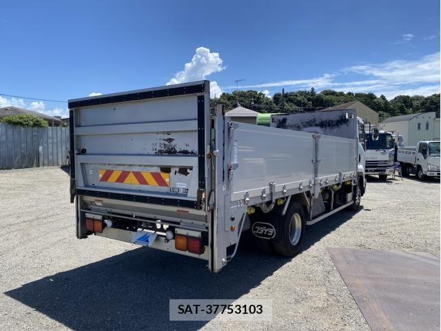 Isuzu ELF TRUCK 2017-02 8365740-3
