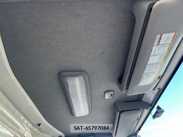 Isuzu ELF TRUCK 2019-06 8412190-12