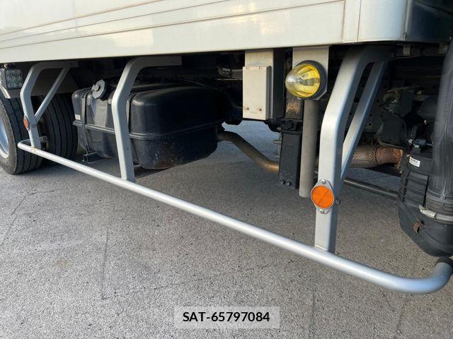 Isuzu ELF TRUCK 2019-06 8412190-18