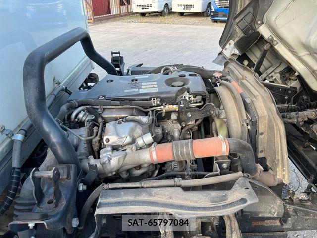 Isuzu ELF TRUCK 2019-06 8412190-24