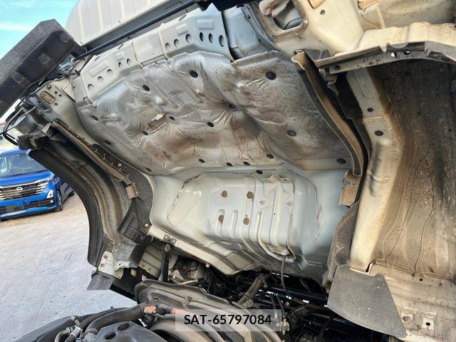 Isuzu ELF TRUCK 2019-06 8412190-26