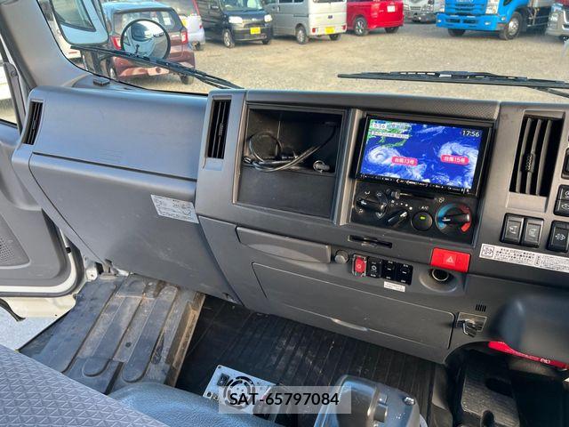 Isuzu ELF TRUCK 2019-06 8412190-8