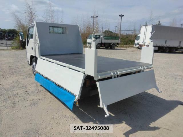 Isuzu ELF TRUCK 2014-09 8412186-12