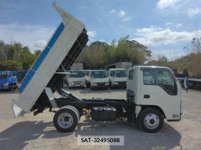 Isuzu ELF TRUCK 2014-09 8412186-23