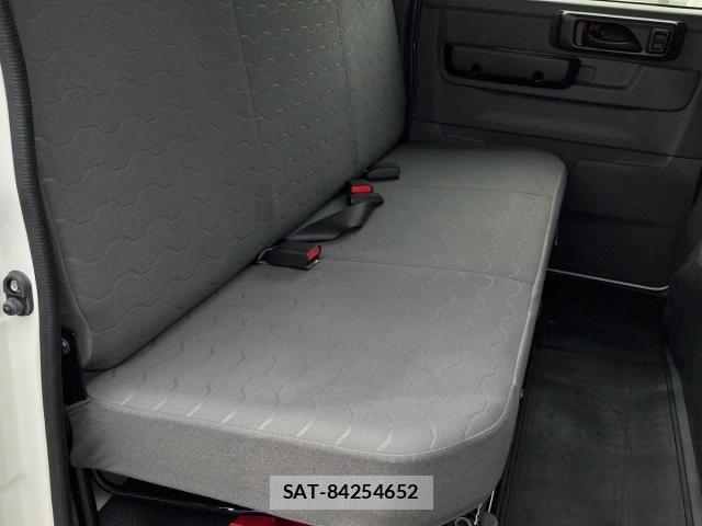 Isuzu ELF TRUCK 2025-03 8412185-19