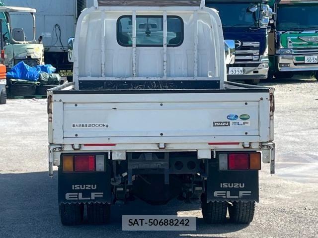 Isuzu ELF TRUCK 2020-01 8412189-11