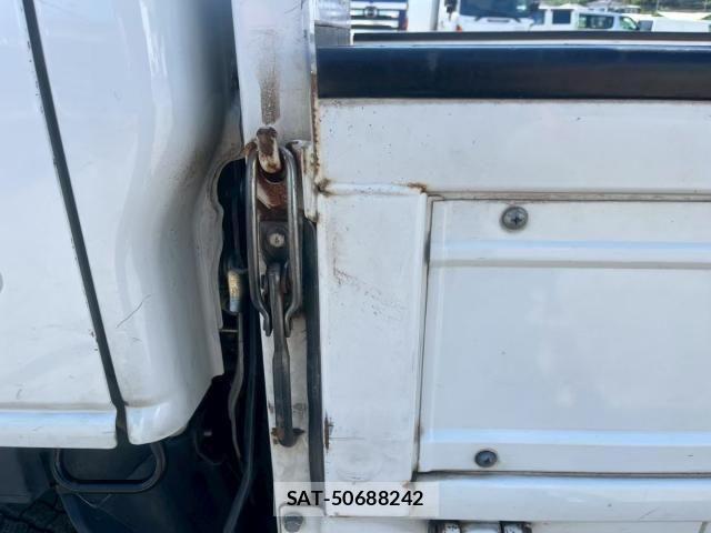 Isuzu ELF TRUCK 2020-01 8412189-26